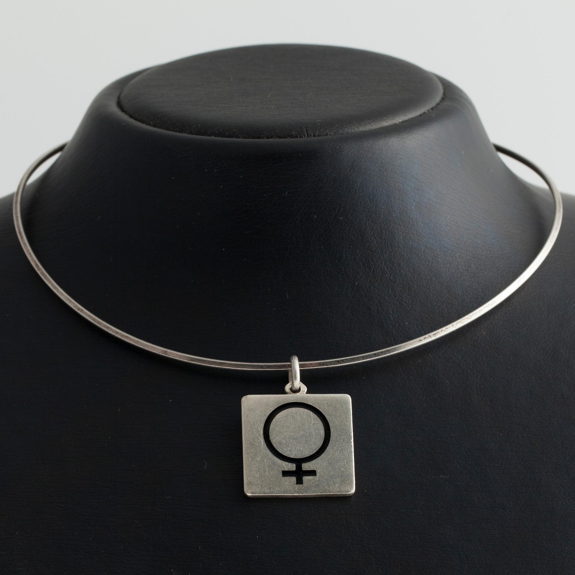 HALSSMYCKE, sterling silver, Venus-symbol. 1900-talets senare hälft.