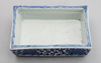 JARDINIERE, porslin, Kina, 1900-tal.