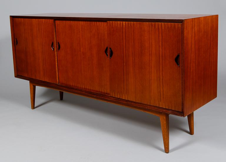 SIDEBOARD, teak, 1960-tal.