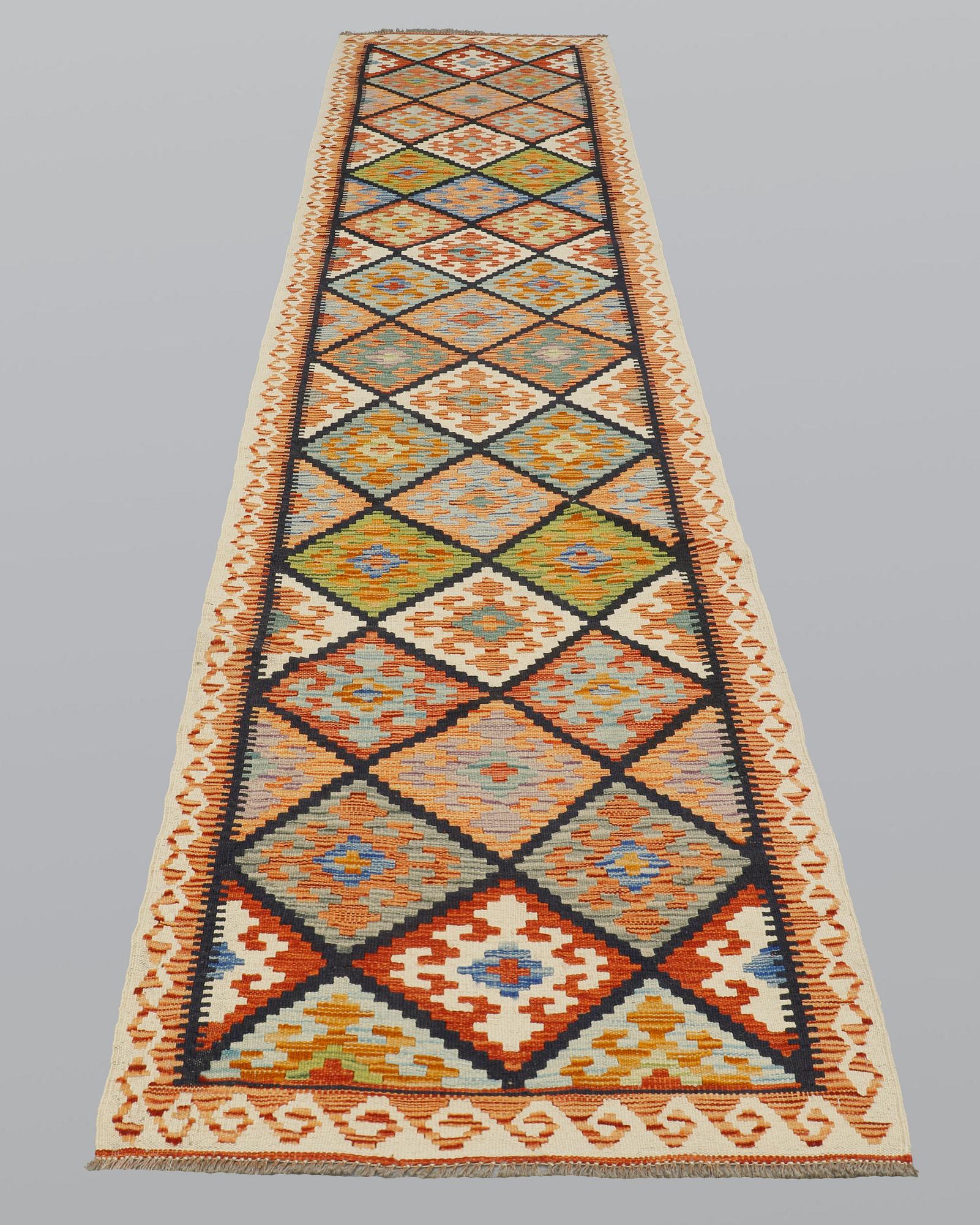 A runner, Kilim, ca 403 x 82 cm.