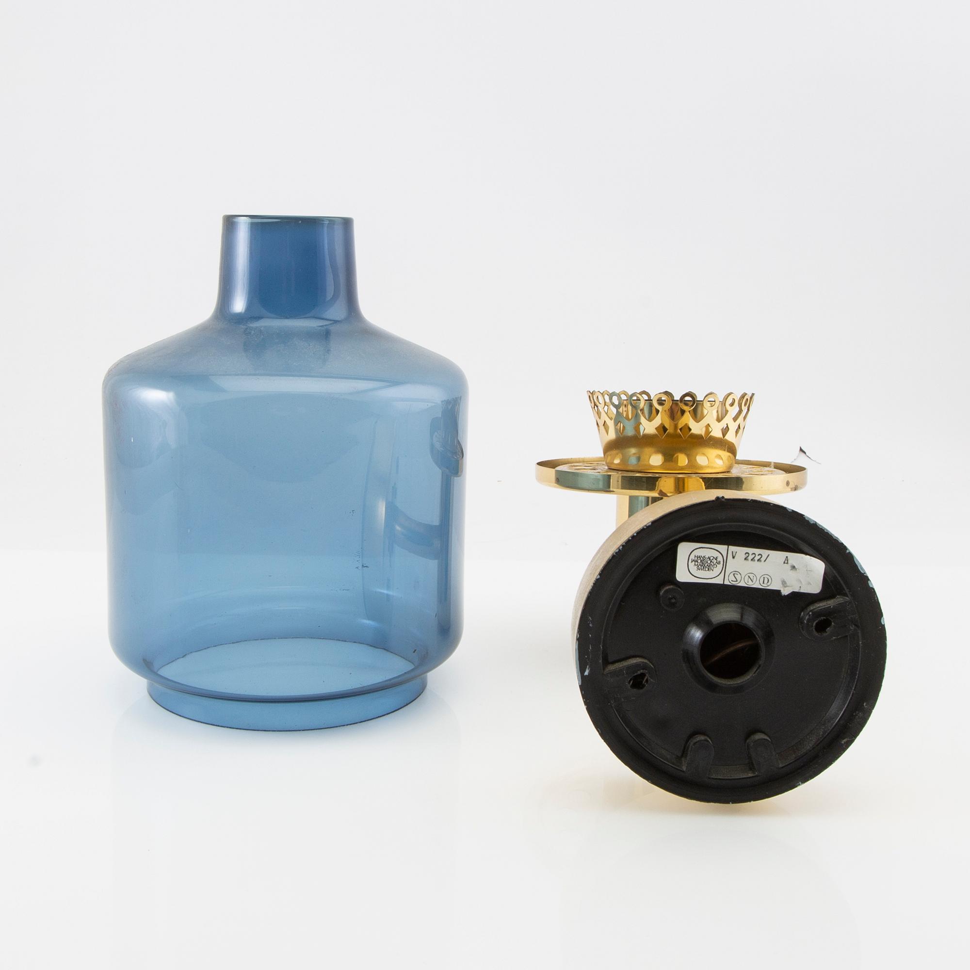 Hans-Agne Jakobsson, wall lamps a pair model no V 222/4 Markaryd late 20th century.