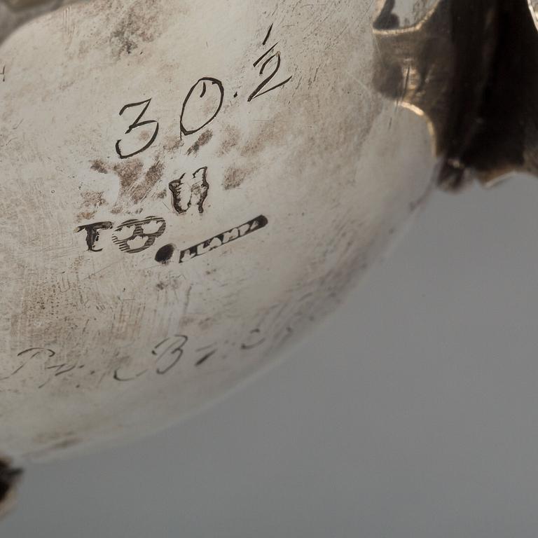 A Swedish 18th century silver coffee-/milk-jug, marks of Jacob Lampa, Stockholm 1777.