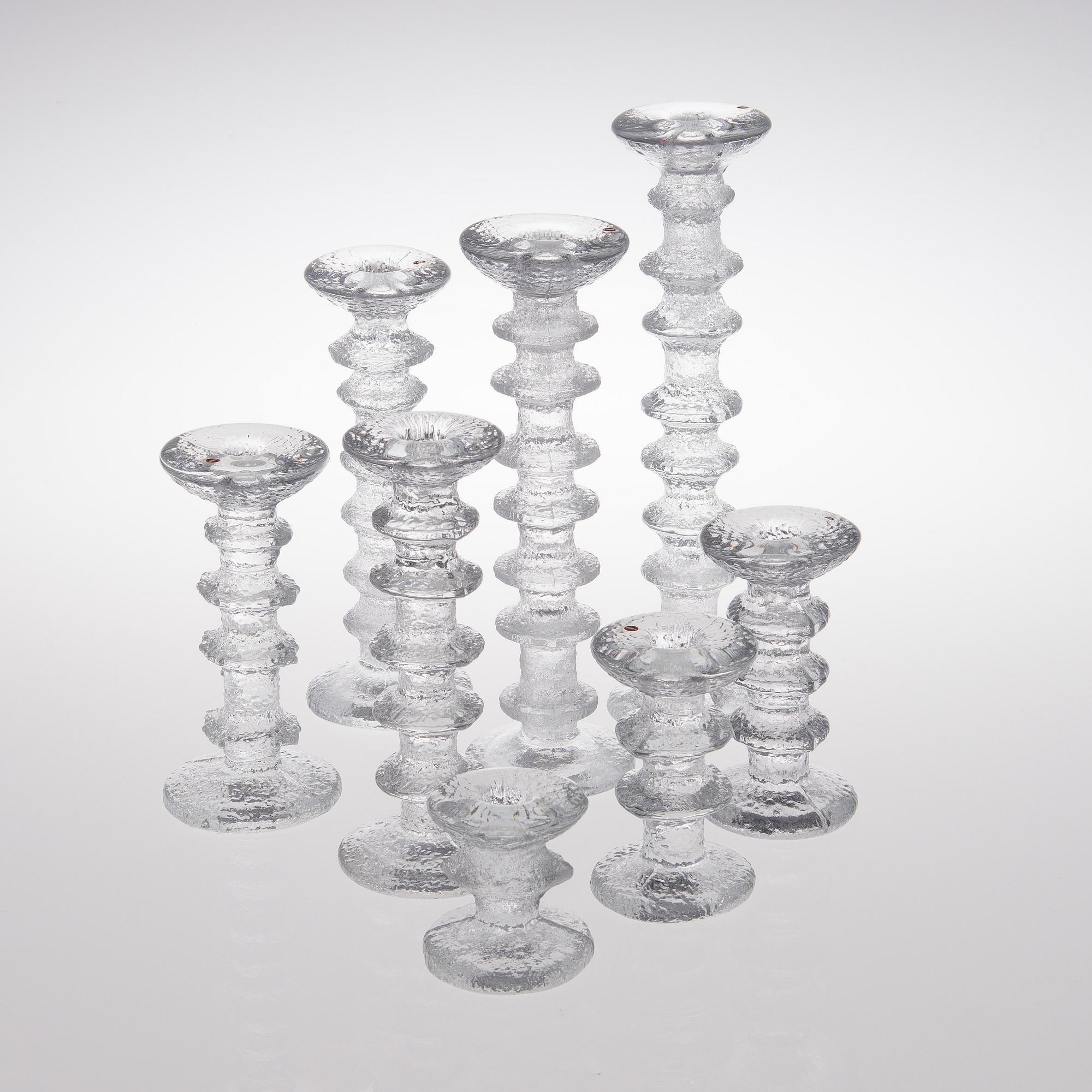 TIMO SARPANEVA, LJUSSTAKAR,  8 ST. "Festivo". Fem st. signerade TS. Iittala.
