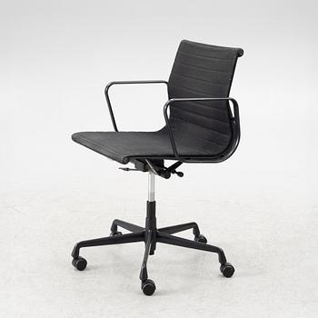 Charles & Ray Eames, kontorsstol "EA 108" för Vitra.