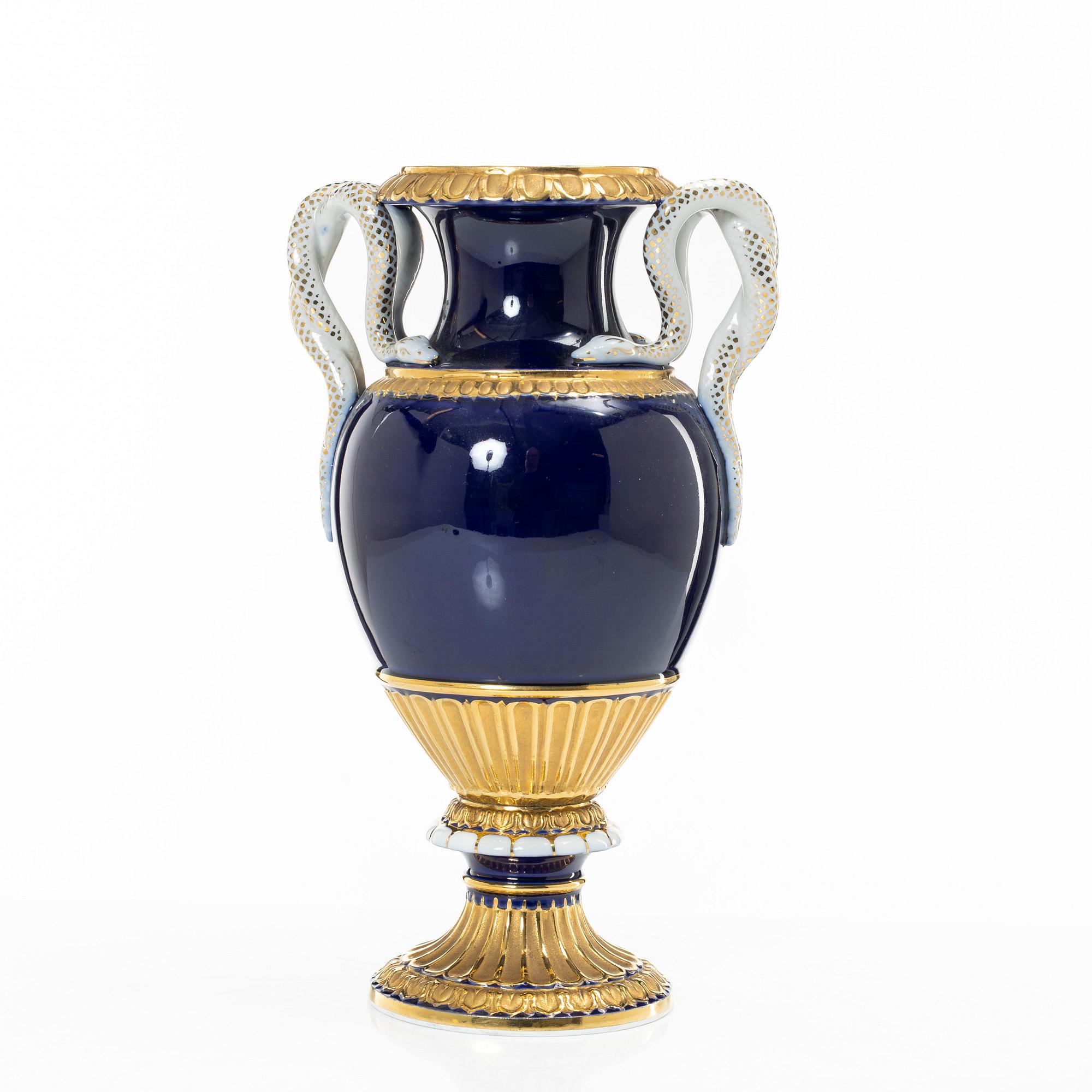 Urna, porslin, Meissen, omkring år 1900.