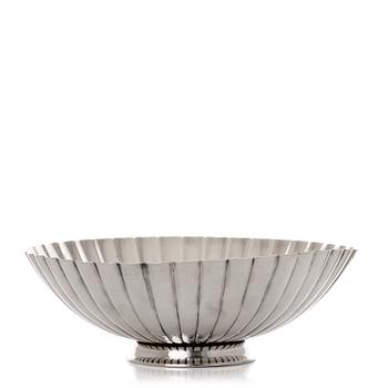 163. Sigvard Bernadotte, a sterling silver bowl, Georg Jensen, Köpenhamn 1945-77, design 856B.