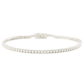 Tennisamband, 18K vitguld med briljantslipade diamanter.
