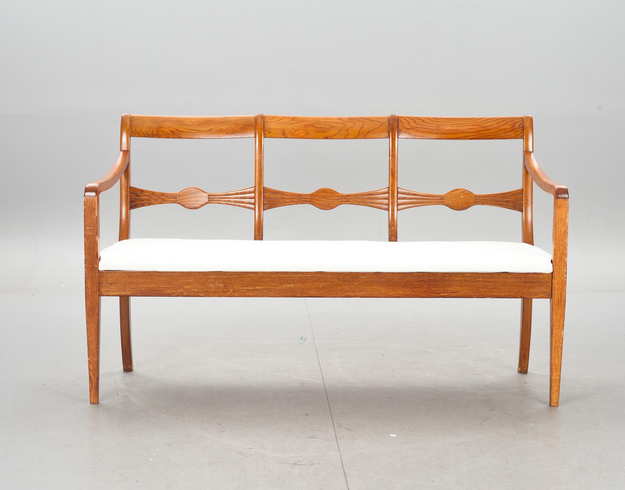 SOFFA, Karl-Johanstil, 1900 talets första hälft.