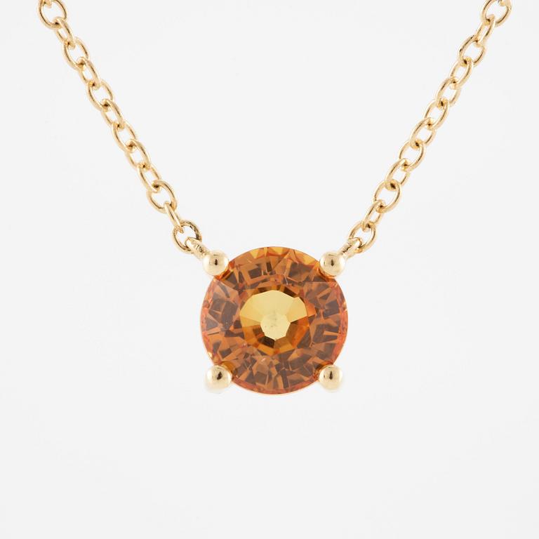 Necklace 18K gold with orange sapphire.