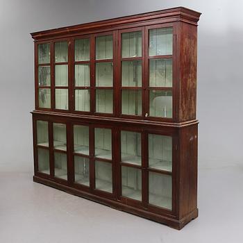 SKÅP, omkring år 1900.