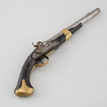 A percussion gun, first half of the 19th century.