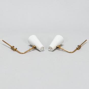 Paavo Tynell, a pair mid-20th century '9459' wall lights for Idman.