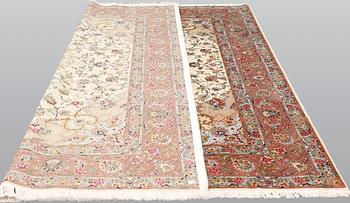 Matta, Täbriz, part silk, 297 x 253 cm.