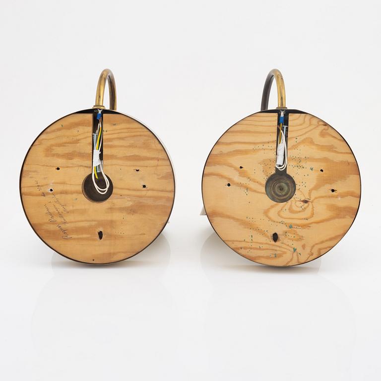 Josef Frank, a pair of model '2389' brass wall lights, Firma Svenskt Tenn.