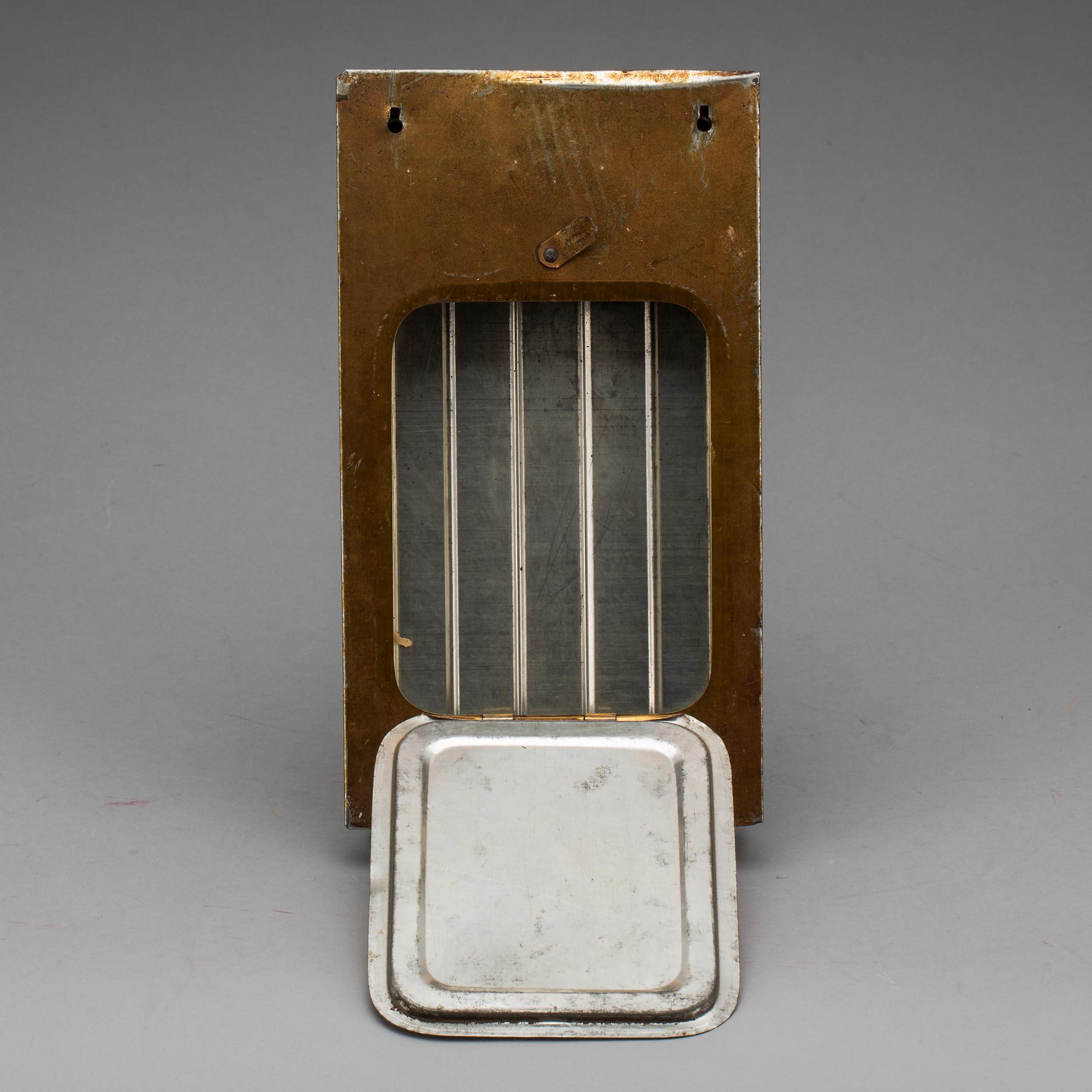 INKÖPSTAVLA till hushållet, för kooperativa kassakvitton, 1930/40-tal.