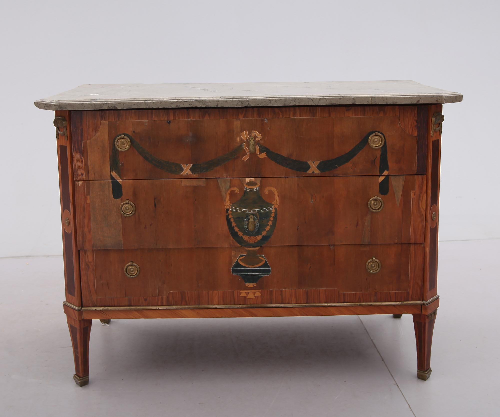 BYRÅ, gustaviansk, 1700-tal.