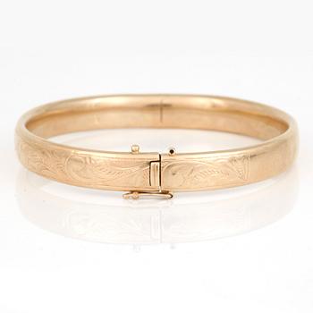 ARMRING med graverad dekor.