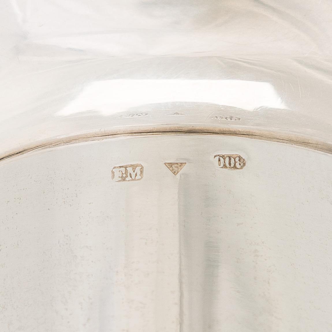 A silver cocktail shaker, Czechoslovakia 1945-1949.