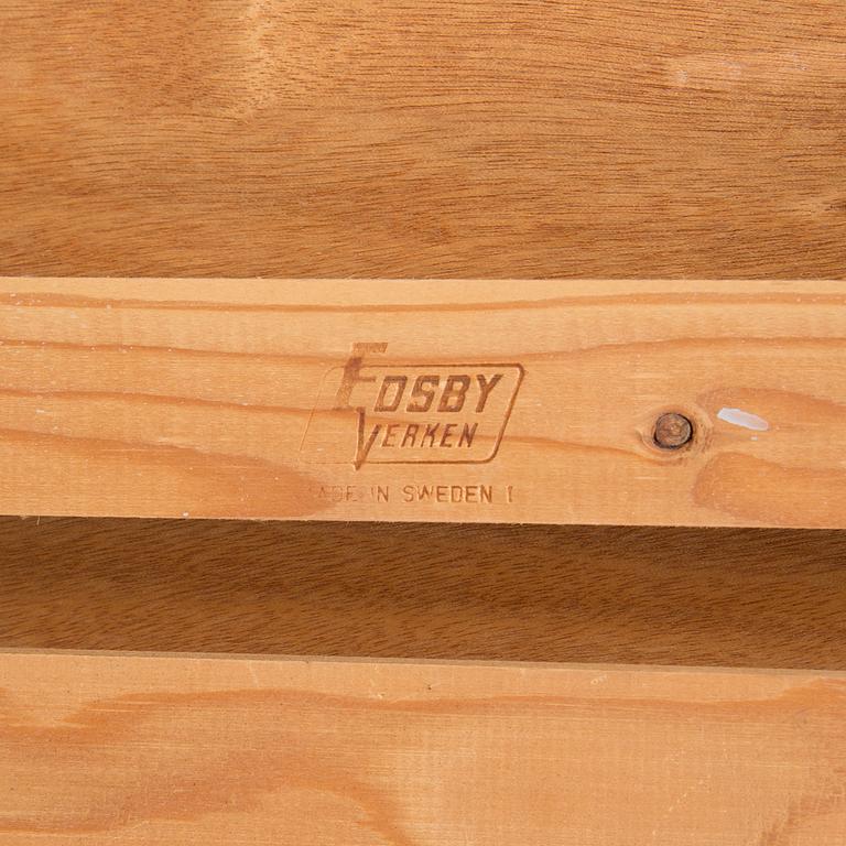 A mid 20th century Edsbyverken dinner table.