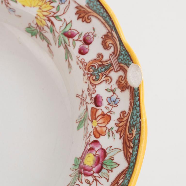A creamware "Formosa" dinner service, Rörstrand, Sweden, around 1900.