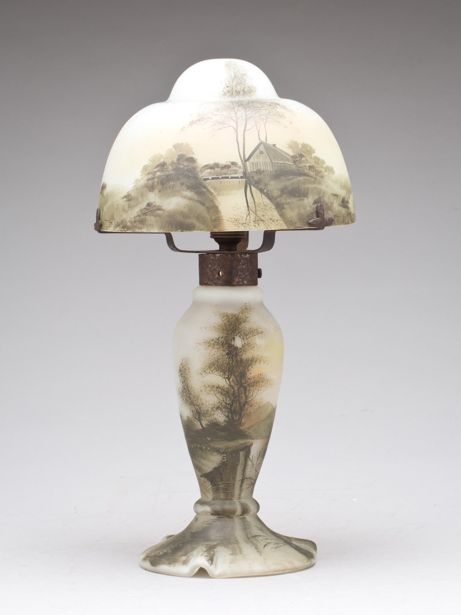 BORDSLAMPA, glas. Jugend, 1910-20-tal.