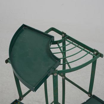 An English Smith and Hawken Plant stand, second half of the 20th century.