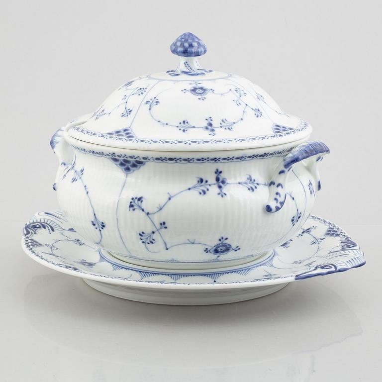 A 'Blue Fluted Half Lace' / 'Musselmalet' tureen with cover and stand, Royal Copenhagen, model '602' and 604.