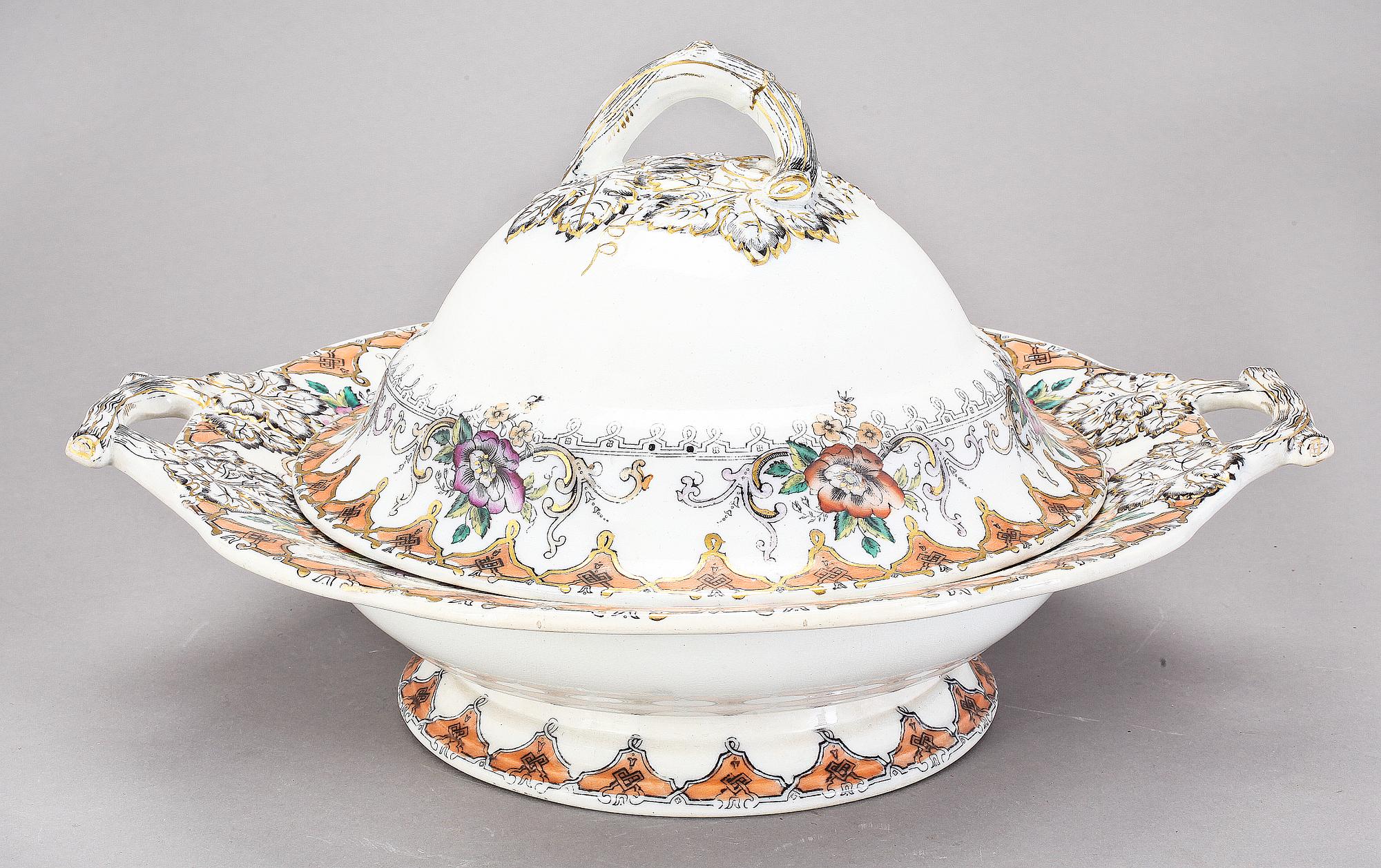 MATSERVIS, 118 delar,  ironstone, "Parisienne", Rörstrand, 1866-1879.