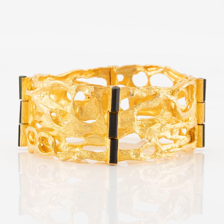 Björn Weckström, bracelet, "Offereld", 18K gold with tourmaline sticks, Lapponia 1972.