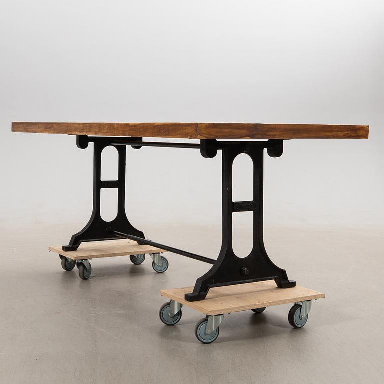 Table modern manufacturing.