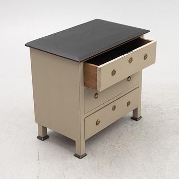 A chest of drawers, late 19th century.