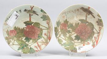 FAT, 2 st snarlika, porslin, Kina, 1900-tal.