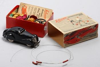 LEKSAKSBIL. Schuco Avståndsstyrda Bilen 3000.