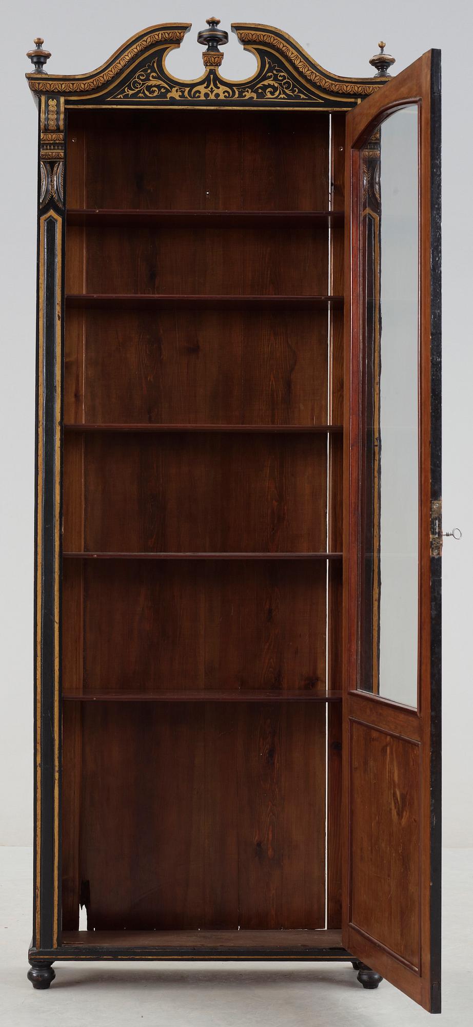 VITRINSKÅP, nyrenässans, tidigt 1900-tal.