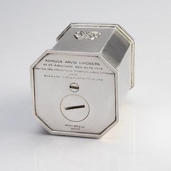 Erik Fleming, bordständare, sterling silver, Atelier Borgila, Stockholm 1942.