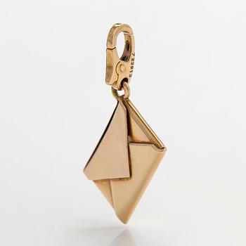 Cartier, an 18K gold letter pendant/charm.