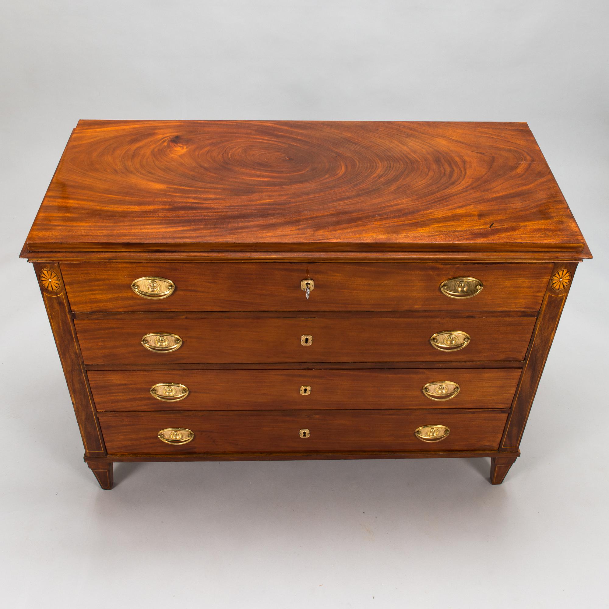 An Empire-style chest of drawer, Carl Hendrik Blom (master in Stockholm 1796 - 1835).