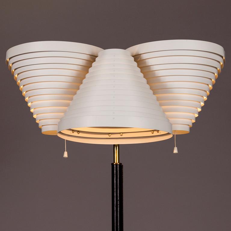 ALVAR AALTO,  golvlampa, modell A 809, Valaistustyö.