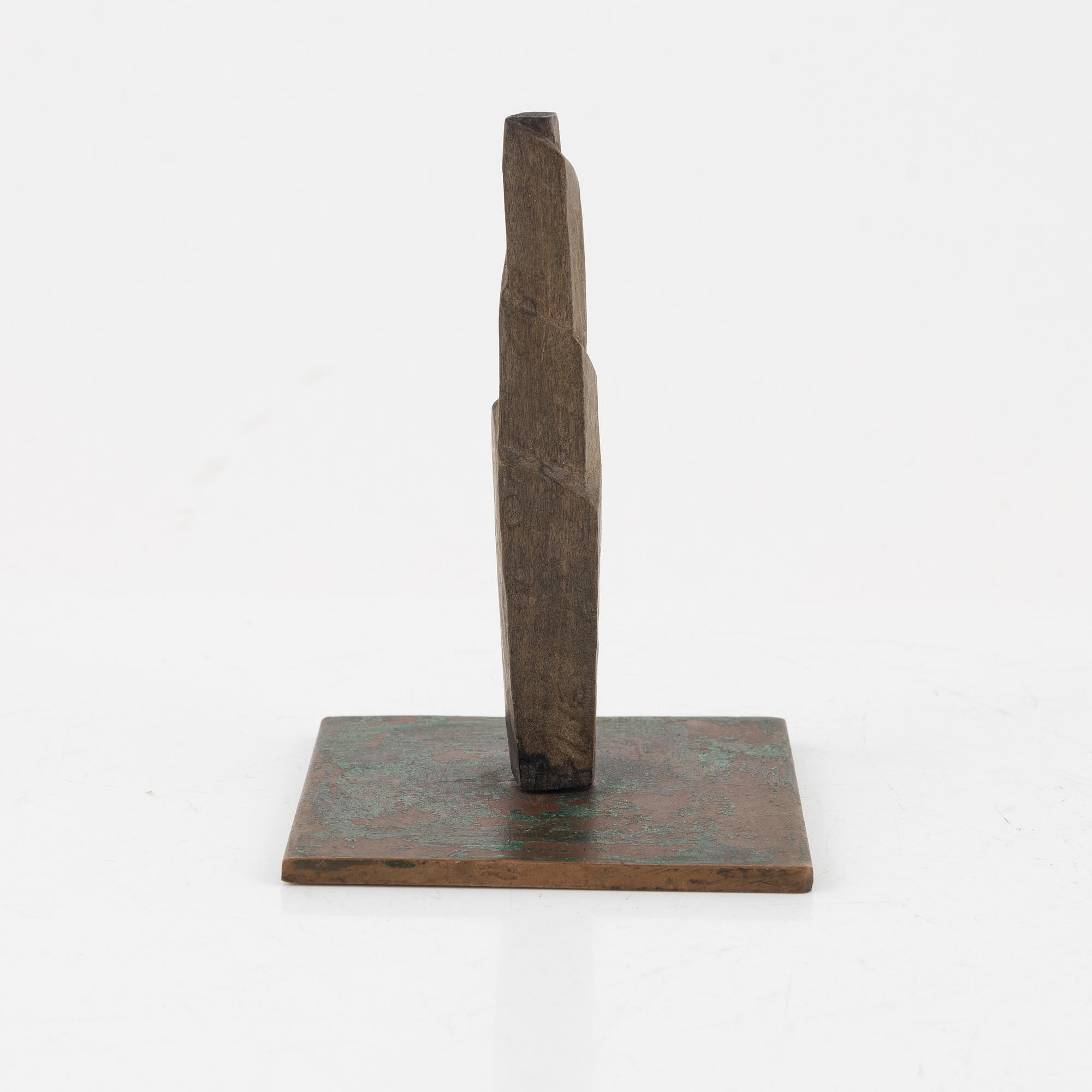 Arne Jones, sculpture, unsigned, wood on a metal base, height 10.5 cm.