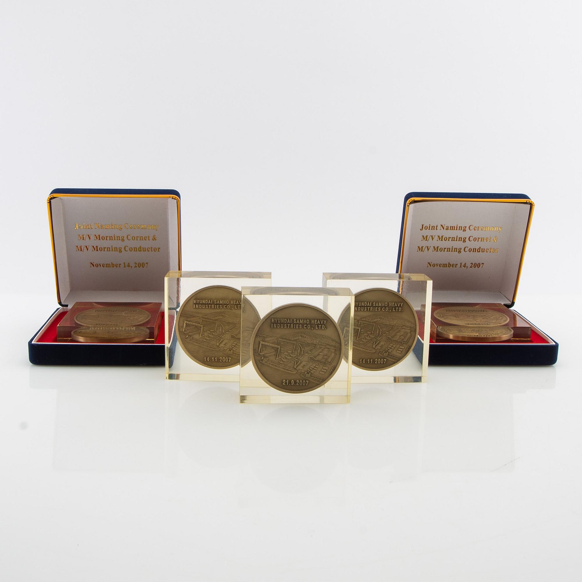 Minnesplaketter 5 st från namngivning av "M/V Morning Conductor"  2007.
