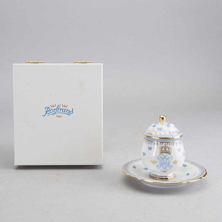 12 PORCELAIN CUSTARD CUPS WITH SAUCERS, Rörstrand, Sweden second half of 20th century.