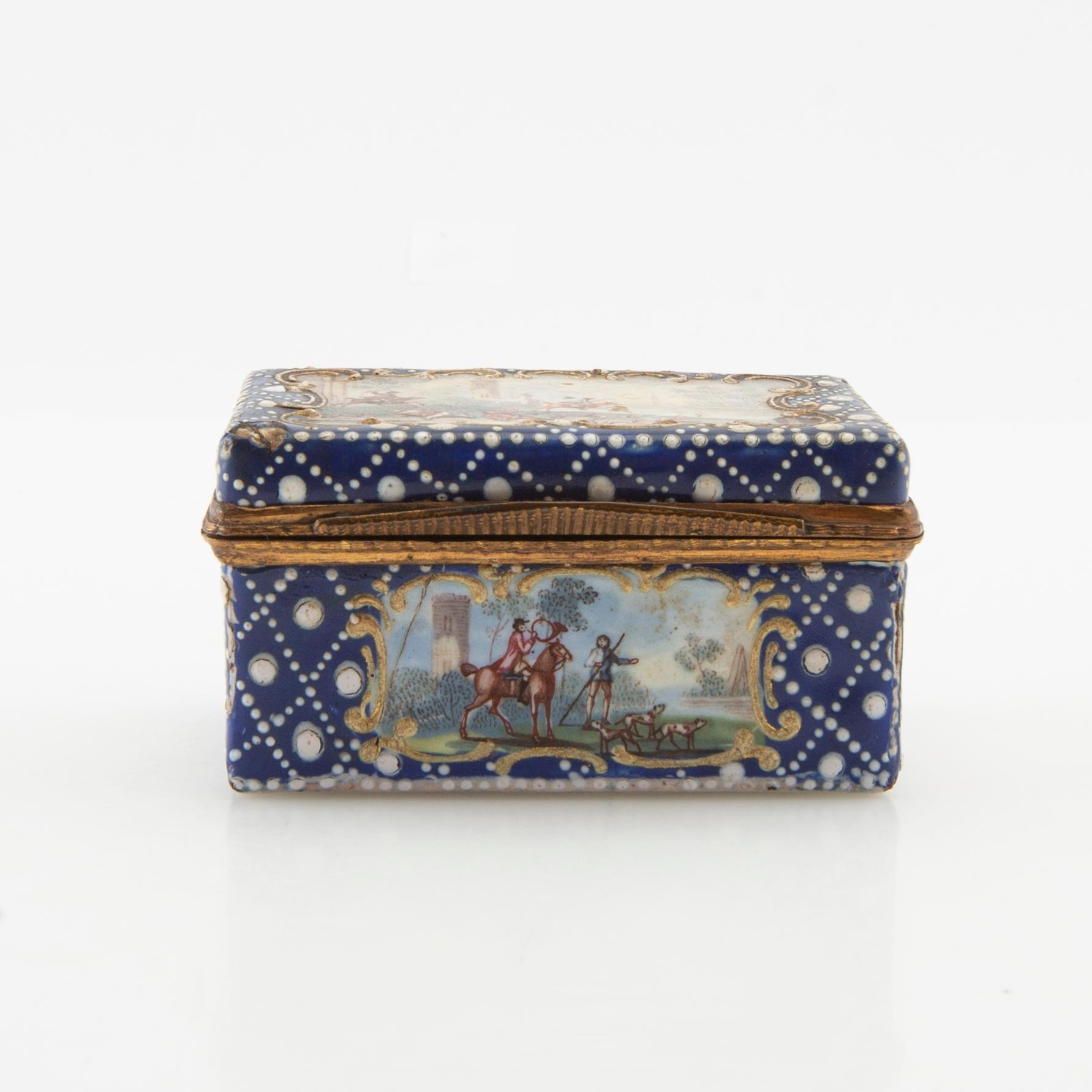 Enamel box Louis XV style, probably France, late 19th century.