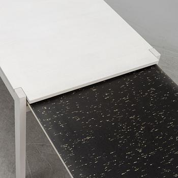 Kerstin Olby, a set of 6 'Lin' chairs and a 'No Limit' dining table, 21st Century.