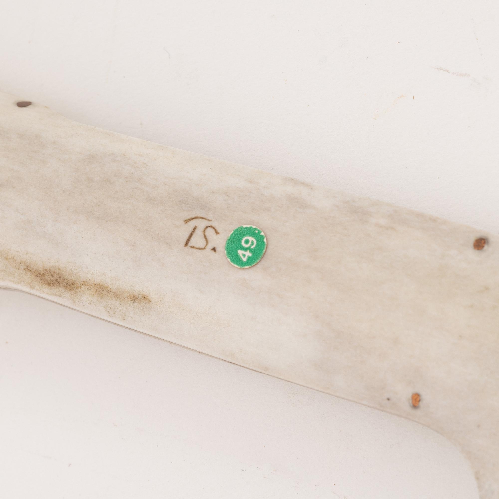 A reindeer horn knife by Tore Sunna, before 1965, signed.