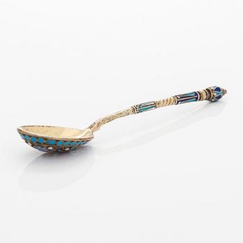 Parcel-gilt, cloisonné enamel salt cellar and spoon, Moscow 1882-89.