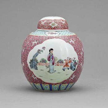 LOCKBOJAN, porslin, Kina, 1800-tal.