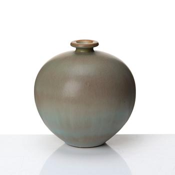 Berndt Friberg, a stoneware vase, Gustavsberg studio, Sweden 1968.