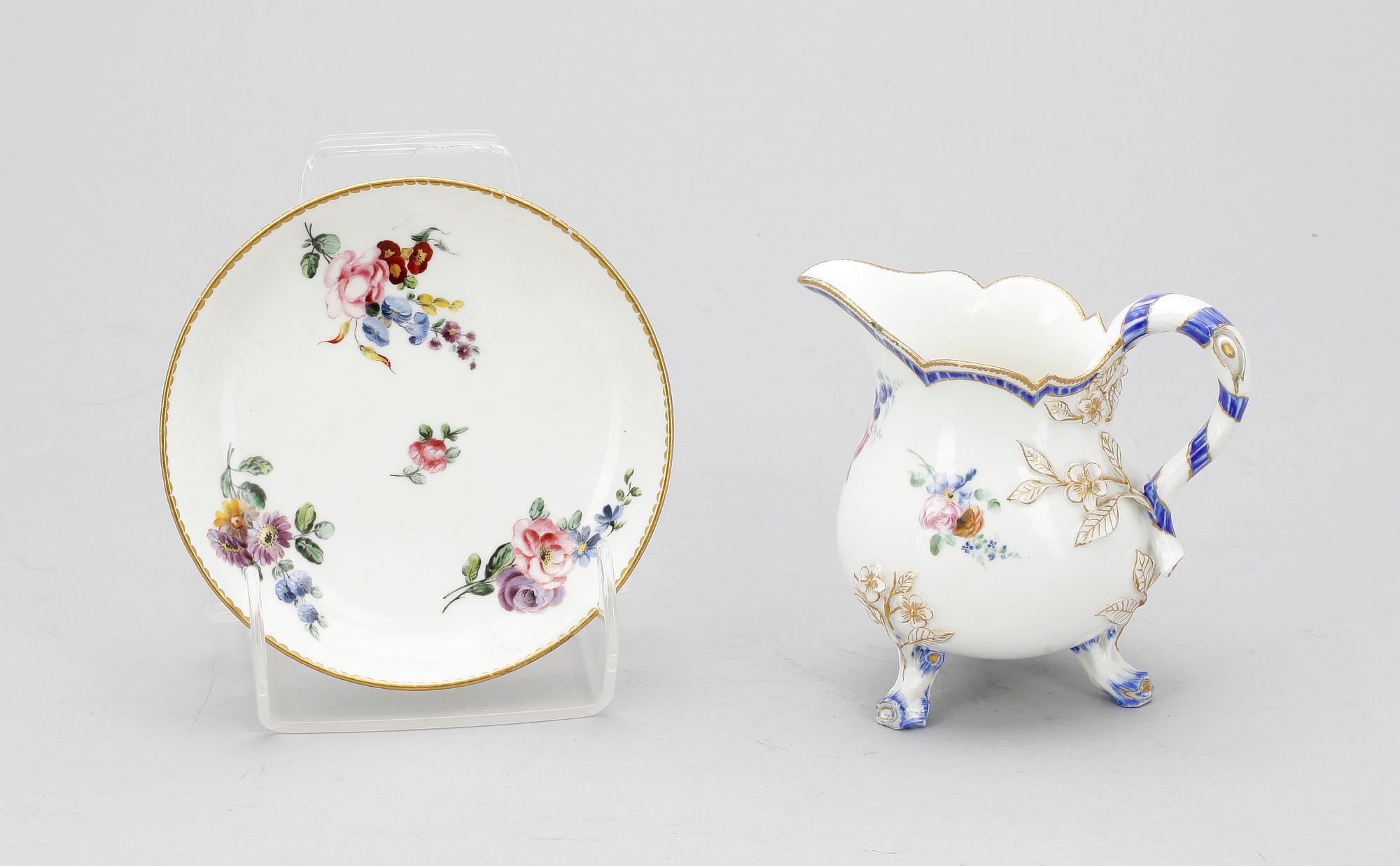 GRÄDDKANNA MED FAT, porslin, rokoko, Sèvresliknande märke, 1700-tal.