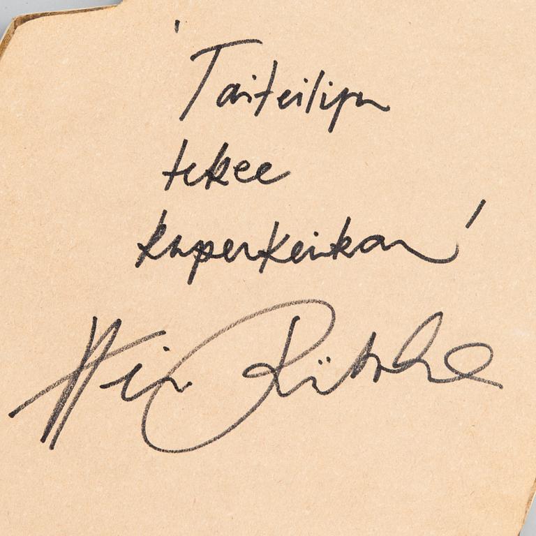 HEINI RIITAHUHTA, hexagonreliefi, posliinia, signeerattu Heini Riitahuhta, 2012.