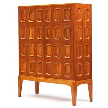 424. Carl Cederholm, a Swedish Modern cabinet, Stil & Form, Stockholm, 1940s-50s.